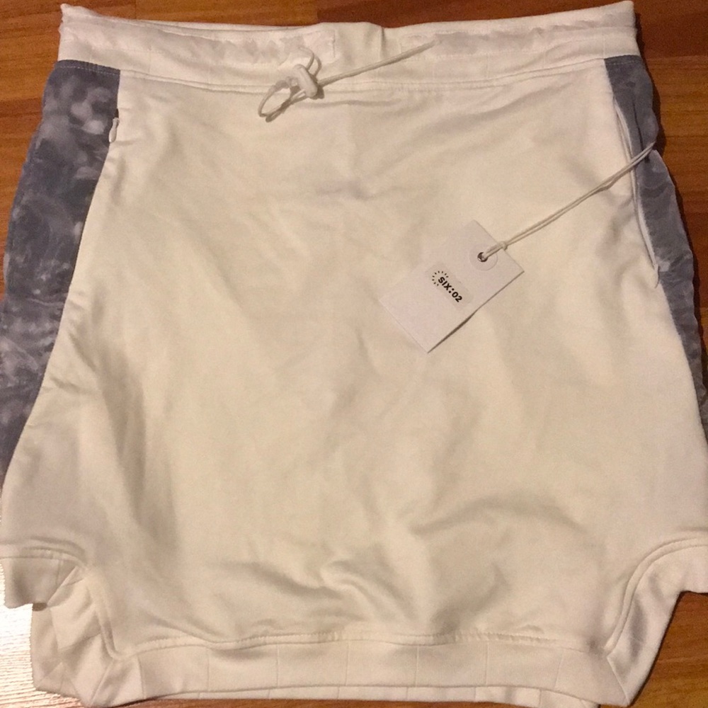 Lime and Vine sports skirt